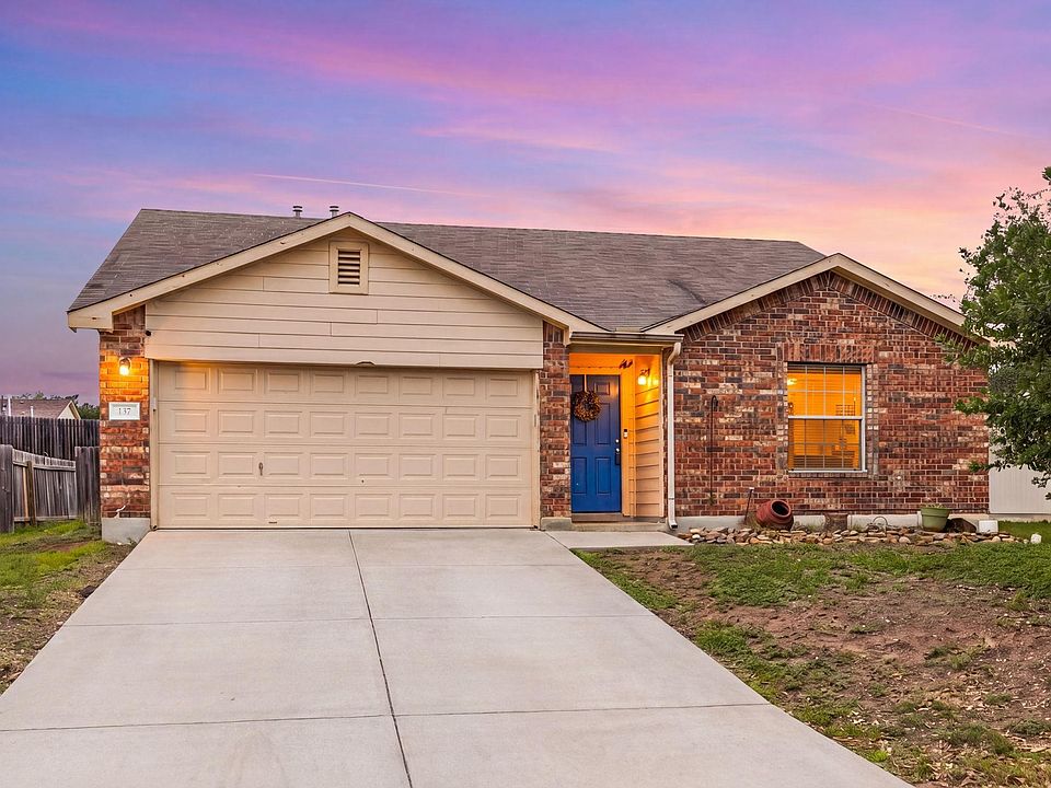 1st image of 137 Sawgrass Cir