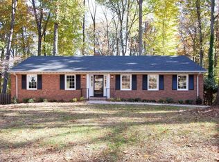 3304 Northampton Dr, Greensboro, NC 27408