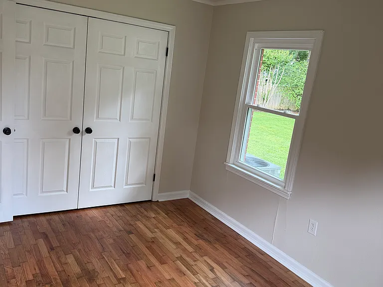 7116 Hillcrest Dr — Photo 8