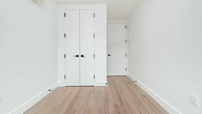 Rented by Nooklyn NYC LLC | media 22