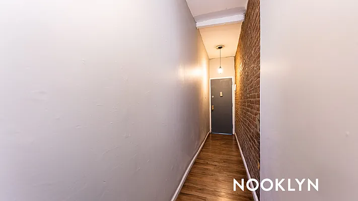 Rented by Nooklyn NYC LLC | media 22