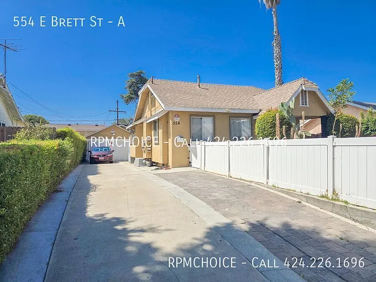 554 E Brett St #A — Photo 10