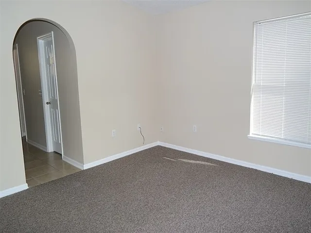 312 Azores Pl — Photo 6