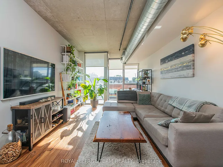 360 McLeod St #306 — Photo 7