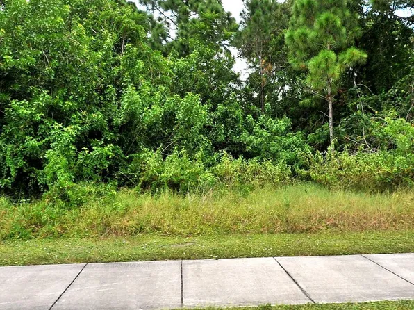 675 NW Prima Vista Boulevard, Port St Lucie, FL 34983