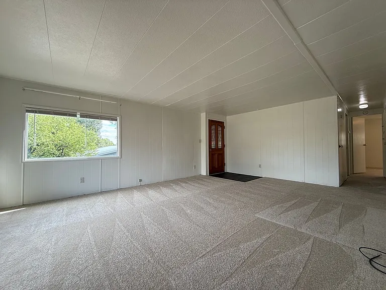 460 South St — Photo 7