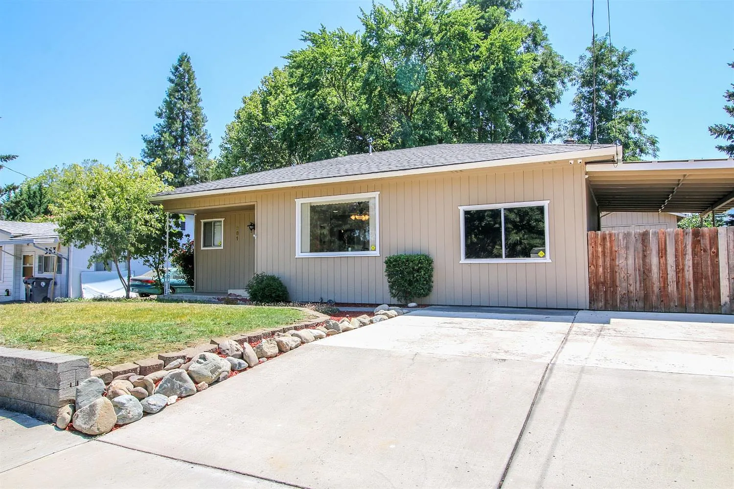 361 Ogara St photo 1