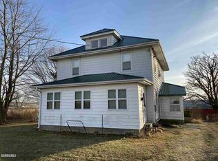 19463 Covell Rd, Chadwick, IL 61014