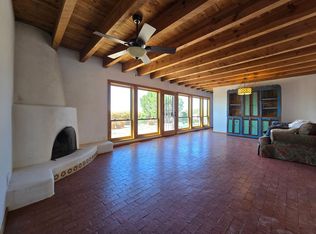 6 Casa Del Oro Ct, Santa Fe, NM 87508