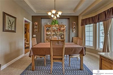 5th image of 1304 Margaret Cir