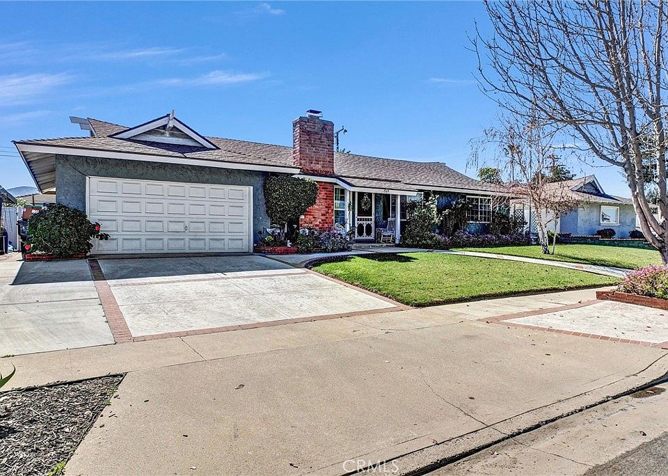 1st image of 350 E Hacienda Dr