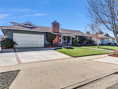 350 E Hacienda Dr, Corona, CA, 92879