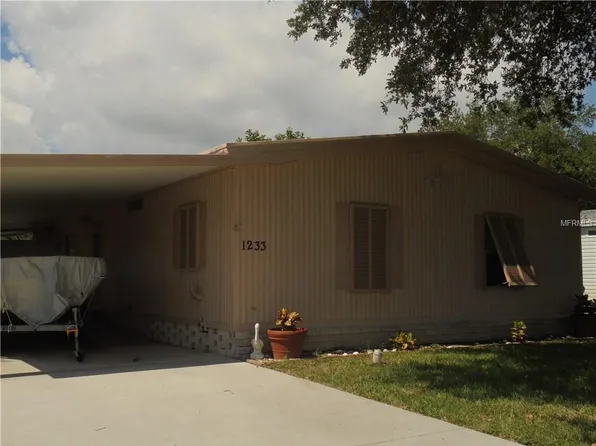 1233 Kingfisher Dr, Englewood, FL 34224