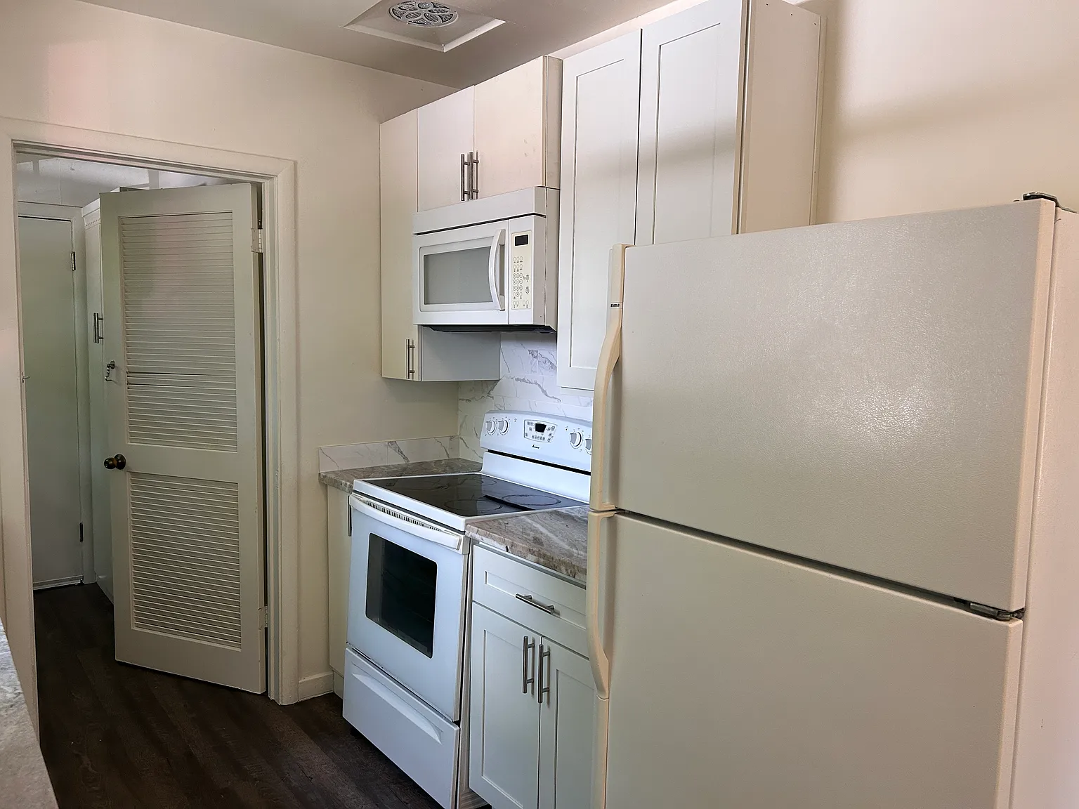 1 bed, 850 sqft, $1,625 — Photo 4