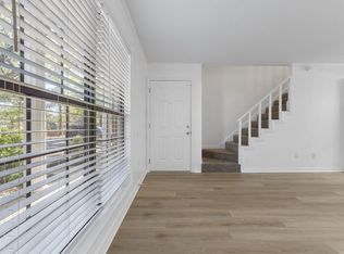 3356 Colonial Oaks Dr #9B, Milton, FL 32571