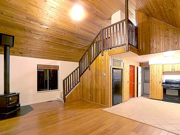 3rd image of 32753 Timber Ridge Rd