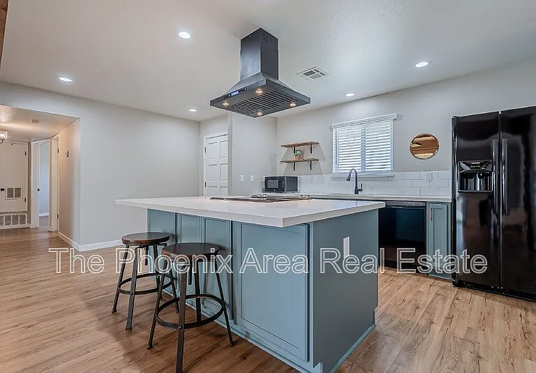 1102 N 72nd Pl — Photo 12