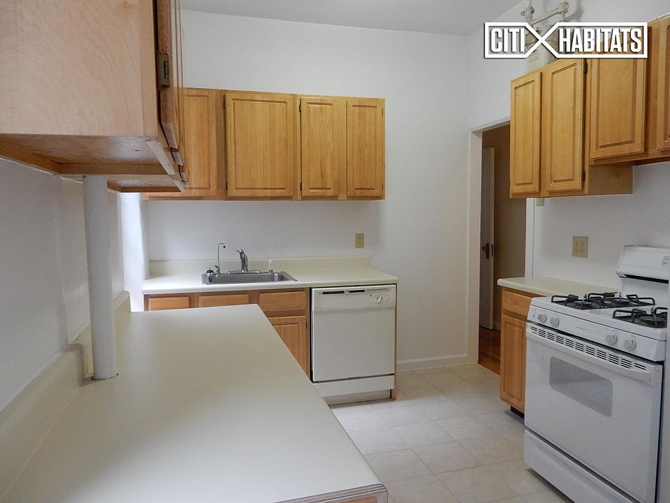 1st image of 35 Central Park N APT 2K
