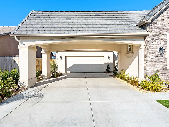 3rd image of 2124 Cortner Street