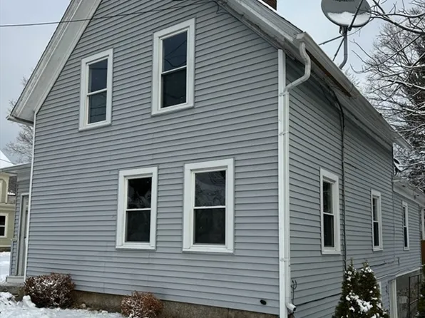 26 Green St, Monson, MA 01057