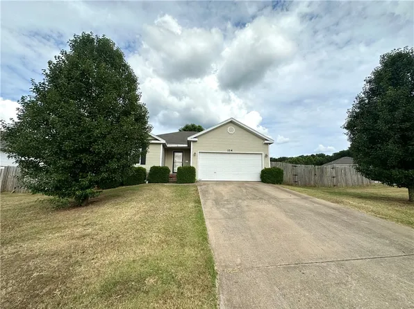 114 Holly St, Huntsville, AR 72740