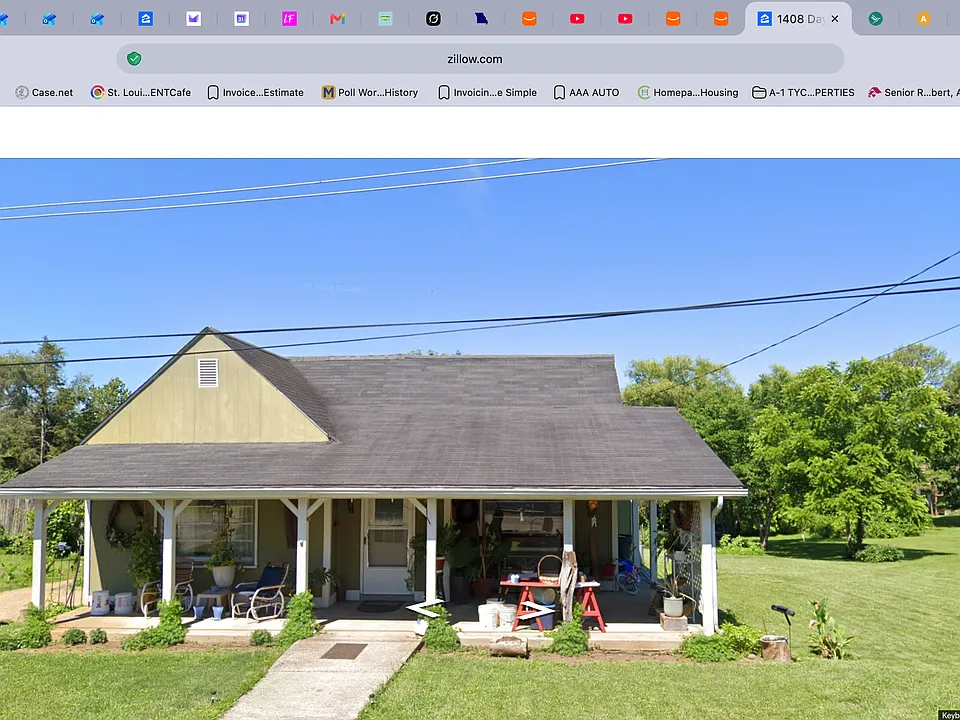 1408 Day St