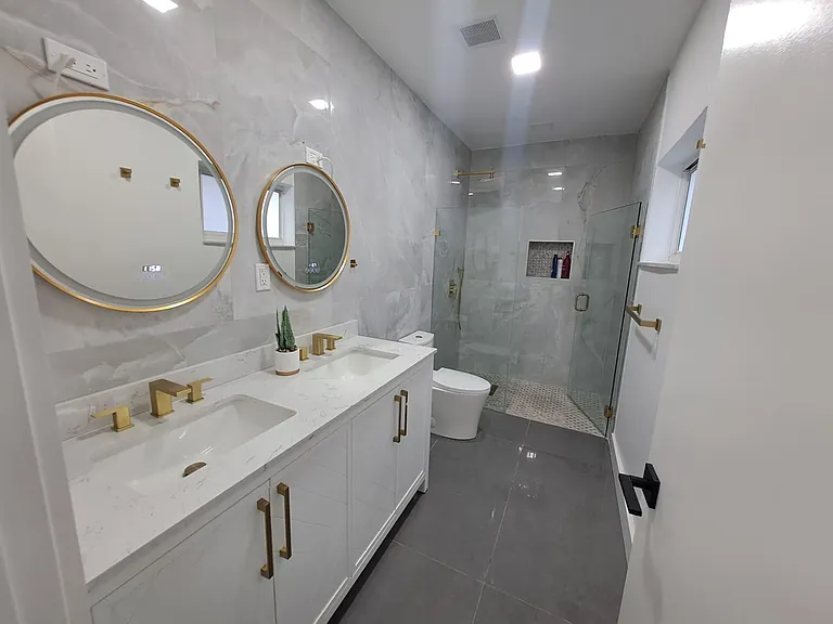 1060 Tyler St — Photo 13