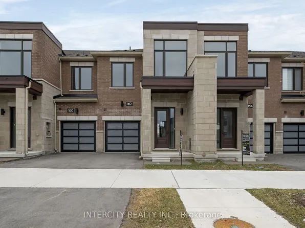 162 Mumbai Dr, Markham, ON L3S 0G5