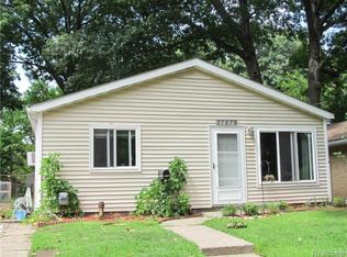 27879 Hampden St, Madison Heights, MI