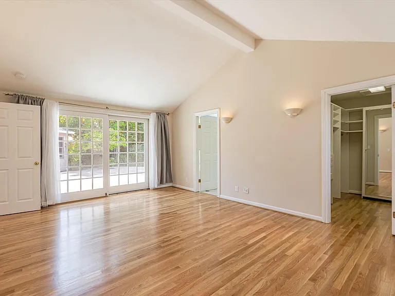 794 Manor Way — Photo 29