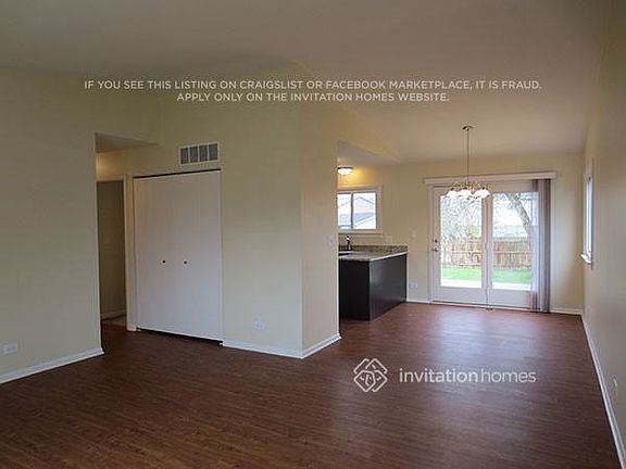 2nd image of 1070 Norwood Ln