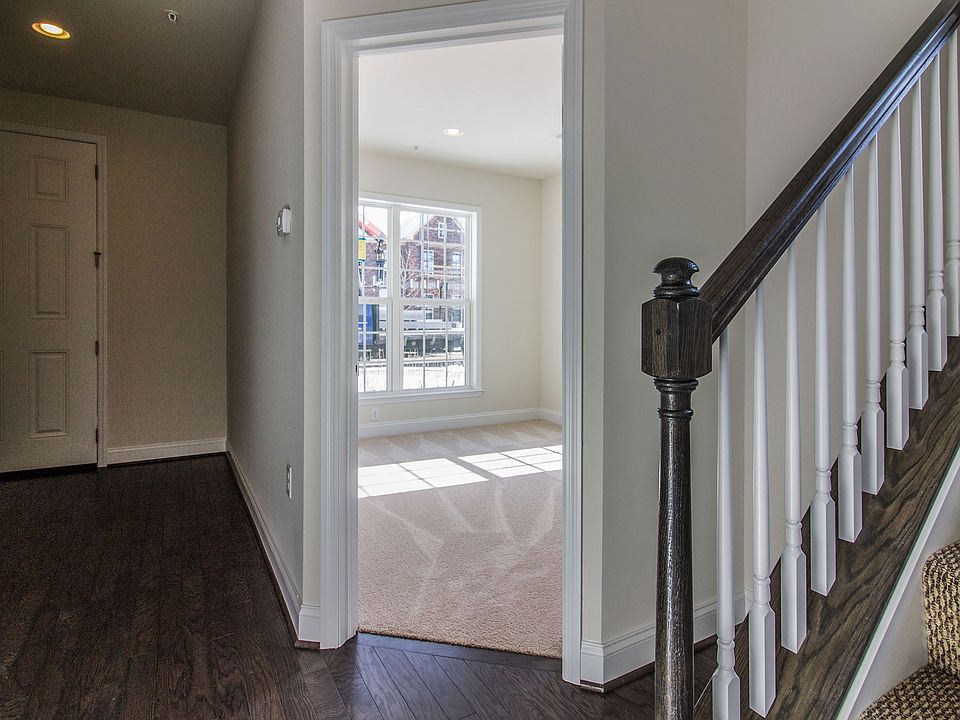 Similar Foyer