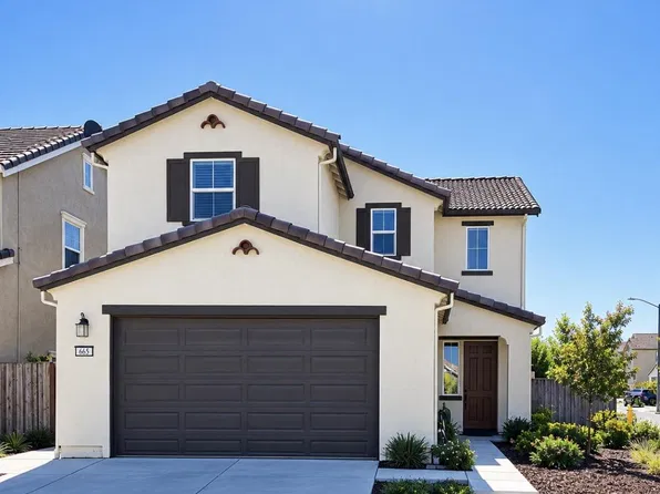 665 Tanoak Ct, Hollister, CA 95023