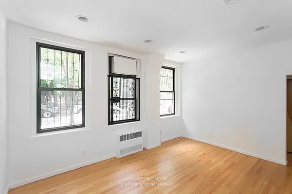 Rented by Copperwood Real Estate | media 29