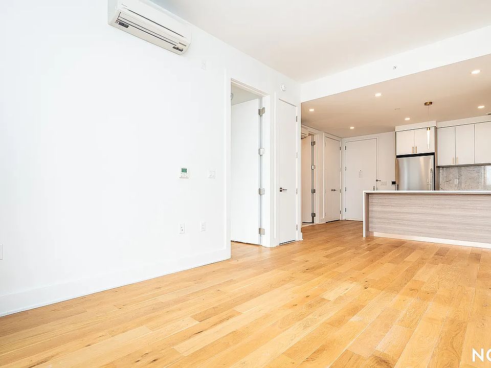 1st image of 2-24 26th Ave #623