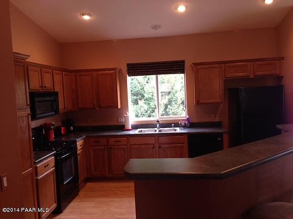 3rd image of 7957 N Music Mountain Ln