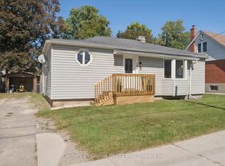 584 Wolfe St, Peterborough, ON K9J 2L8