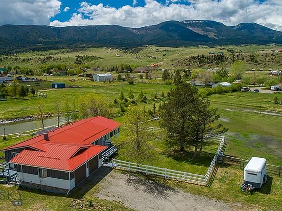 3rd image of 146 Paradise Dr