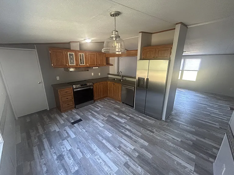 14425 Rhonda Ct — Photo 3