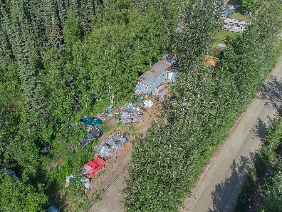 2nd image of 1361 Roma St