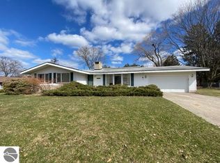 1615 S High St, Traverse City, MI 49684