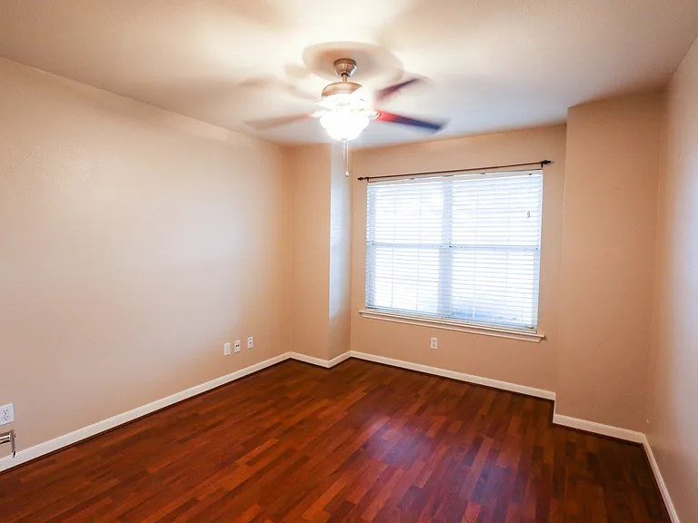 1572 Kimberly Dawn Dr — Photo 17