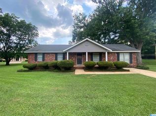 2700 Daffodil Ave, Bessemer, AL 35023
