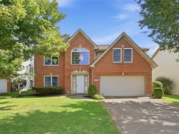 660 Golf View Ct, Vandalia, OH 45377