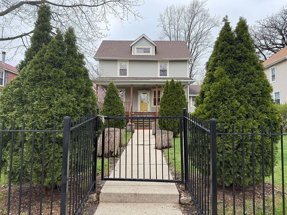 1st image of 10228 S Prospect Ave
