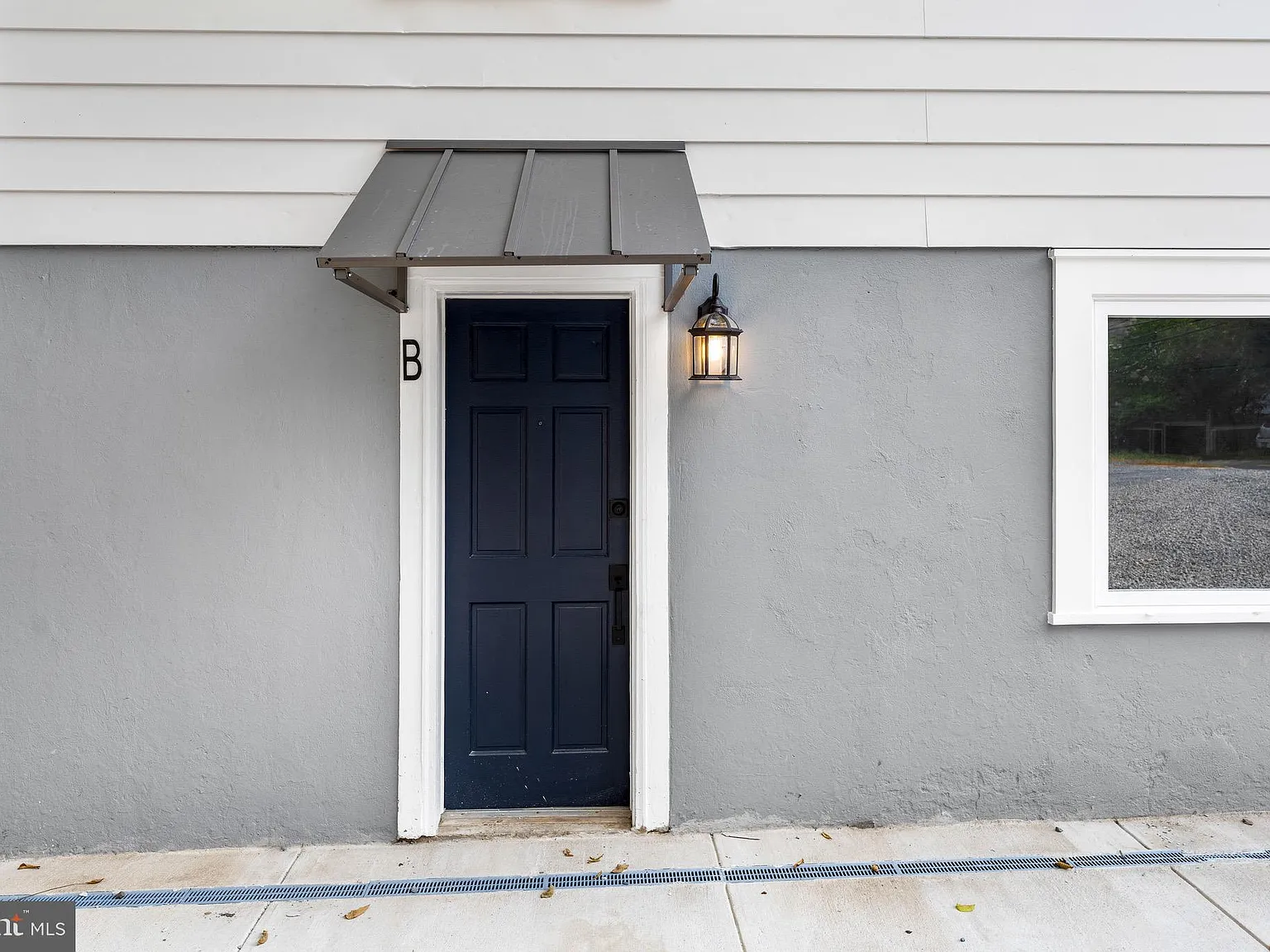 2 bed, 1728 sqft, $2,100 — Photo 1