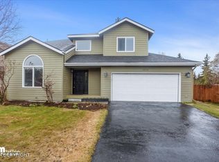 10716 Northfleet Dr, Anchorage, AK 99515