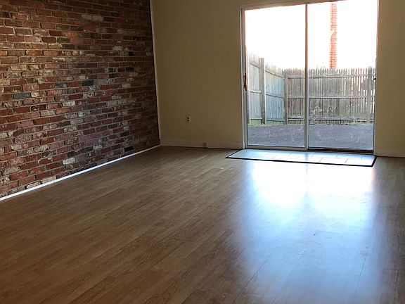 2nd image of 111 Elmur Dr APT 45