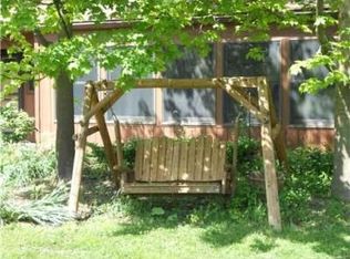 2937 Miakoda Ct, Ann Arbor, MI 48103