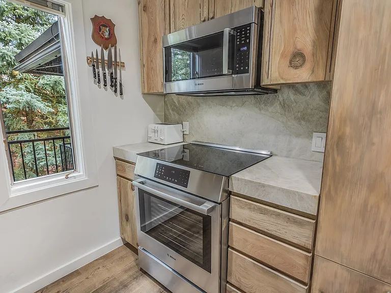 731 S Mill St #3A — Photo 15